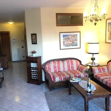 Farfalla 2 Apartmán Germignaga